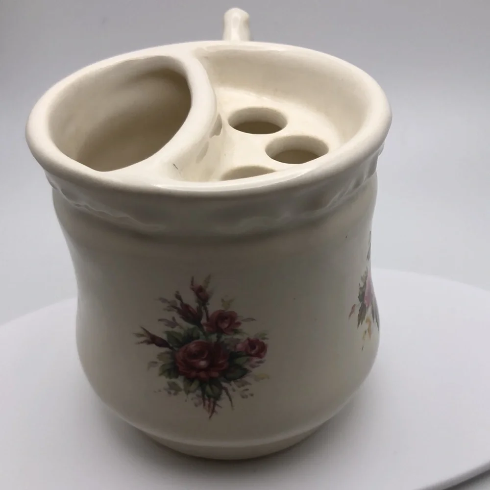 VTG Hand Painted by VB Athena California USA  Cup/ Mug Floral 50’s
